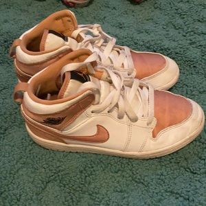 Girls Jordan’s size 3y